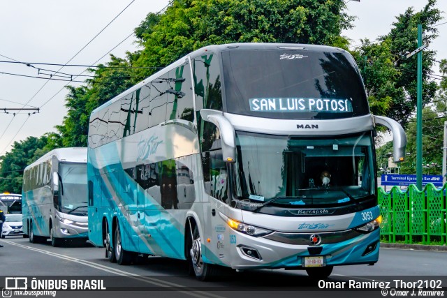 Turistar 3053 na cidade de Coyoacán, Ciudad de México, México, por Omar Ramírez Thor2102. ID da foto: 10359847.