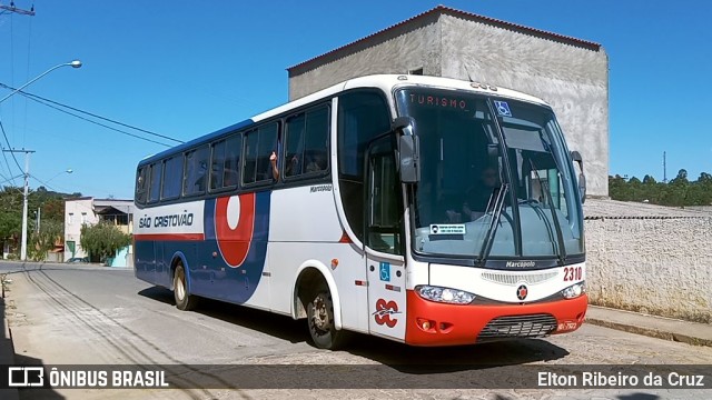 Viação São Cristóvão 2310 na cidade de Carrancas, Minas Gerais, Brasil, por Elton Ribeiro da Cruz. Número da foto: #10362789.