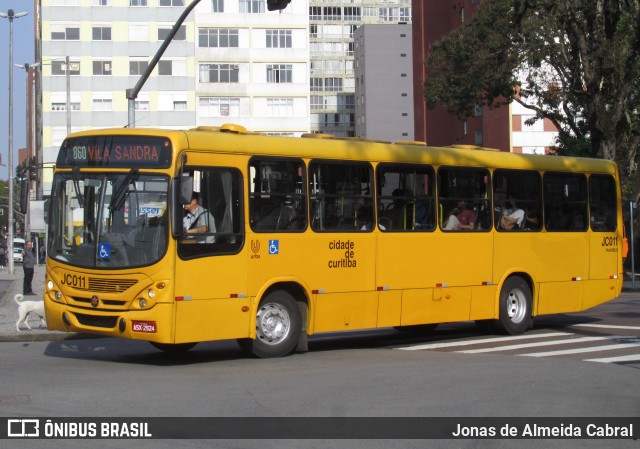 Expresso Azul JC011 na cidade de Curitiba, Paraná, Brasil, por Jonas de Almeida Cabral. Número da foto: #10363770.