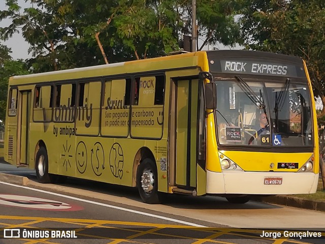 Rock in Rio Express 61 na cidade de Rio de Janeiro, Rio de Janeiro, Brasil, por Jorge Gonçalves. Número da foto: #10362792.